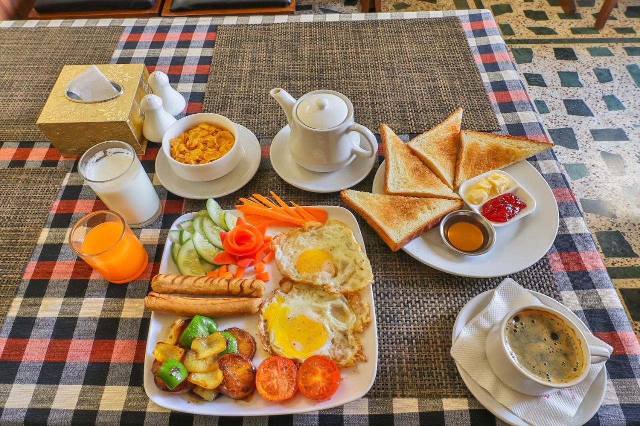 Hotel Bougainvillea Pokhara Kültér fotó