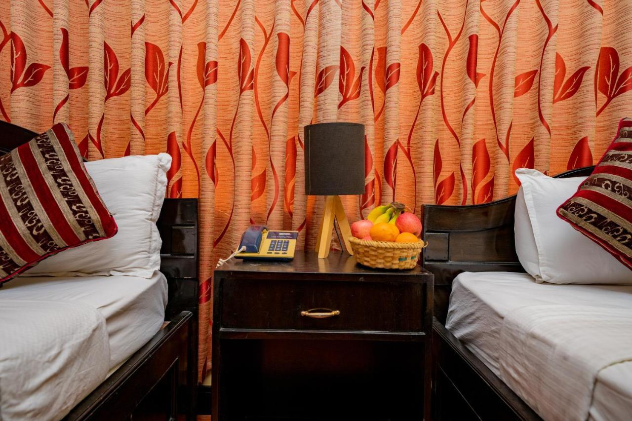 Hotel Bougainvillea Pokhara Kültér fotó