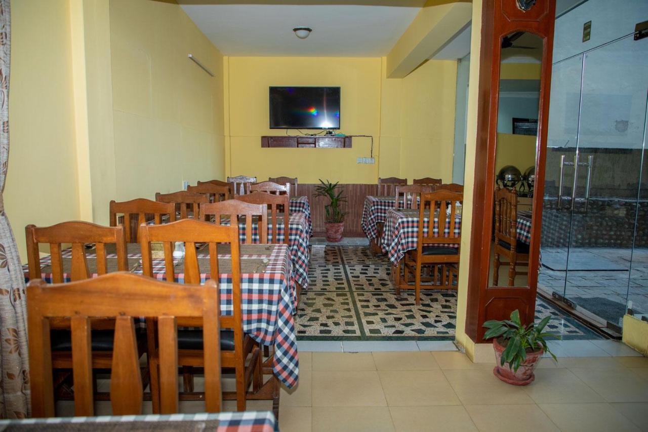 Hotel Bougainvillea Pokhara Kültér fotó